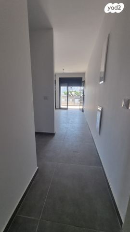 דירה, מעפילי אגוז 9, נווה חן, תל אביב יפו