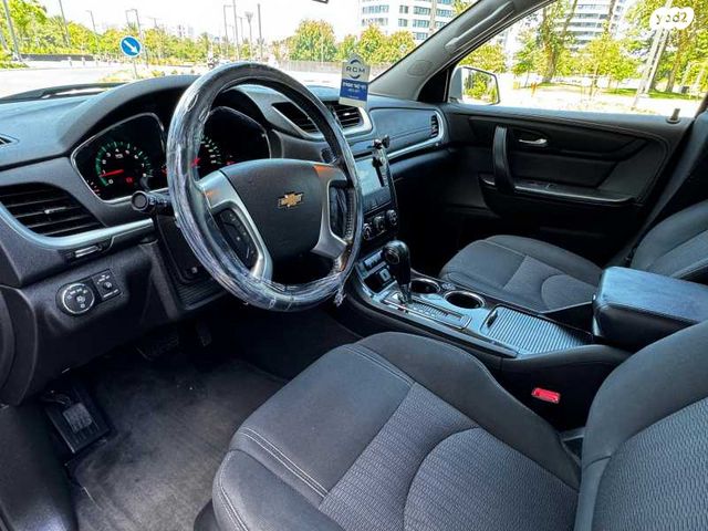 שברולט טראוורס