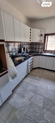 דירת גן, הרצליה