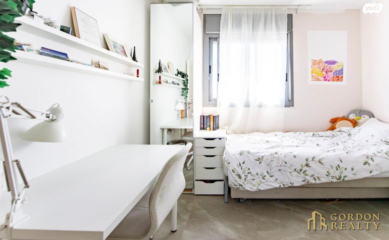 גג/ פנטהאוז, השלושה, נווה שמיר רמת בית שמש ה-1, בית שמש