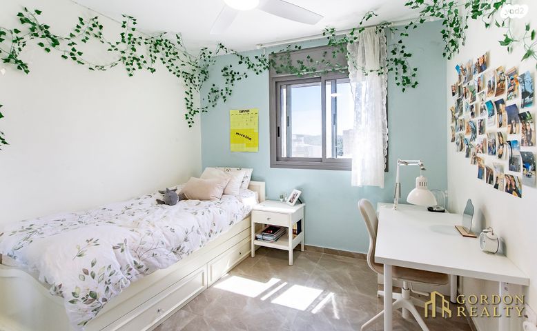 גג/ פנטהאוז, השלושה, נווה שמיר רמת בית שמש ה-1, בית שמש