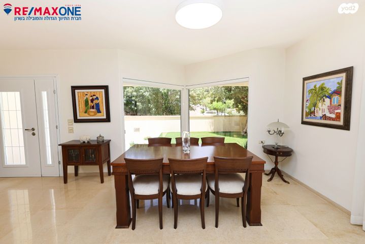 בית פרטי/ קוטג', עטרות 5, שיכון אשר, רעננה