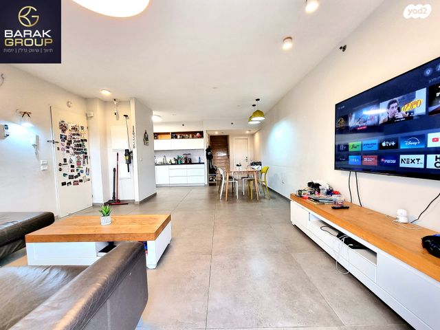 דירת גן, בני וו. רייך, קרית השרון, נתניה