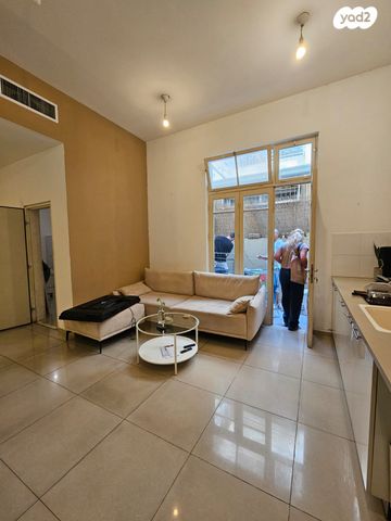 דירת גן, אחד העם, לב תל אביב, לב העיר צפון, תל אביב יפו