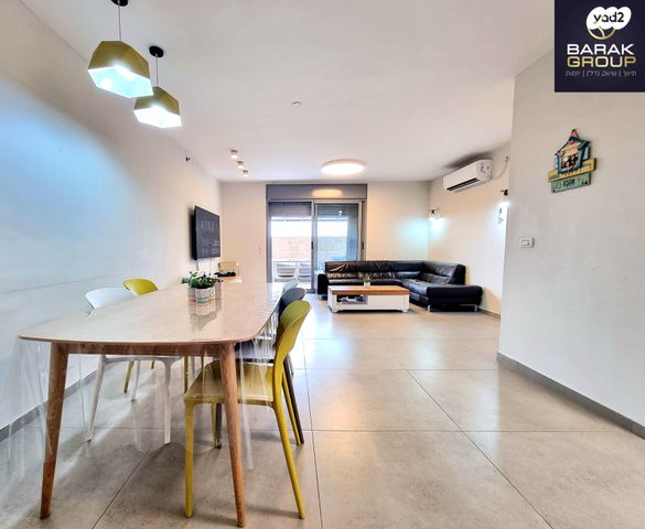 דירת גן, בני וו. רייך, קרית השרון, נתניה