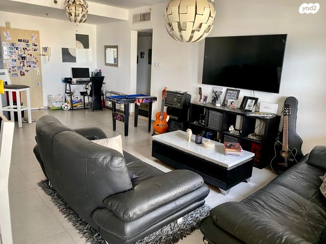 דירה, תרמ"ב, ראשון לציון