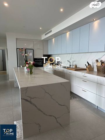 דירה, אהוד מנור, עיר ימים, נתניה