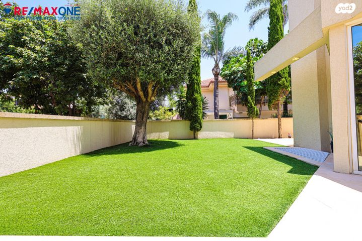 בית פרטי/ קוטג', עטרות 5, שיכון אשר, רעננה