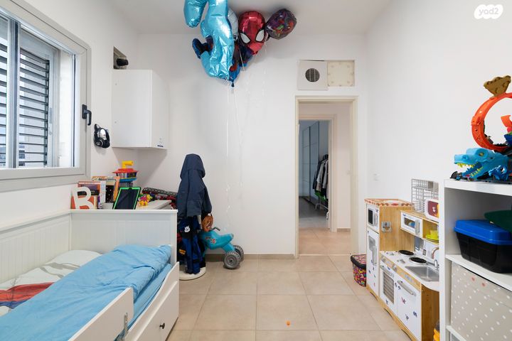 דירה, חזון אי"ש, רחובות הצעירה, רחובות