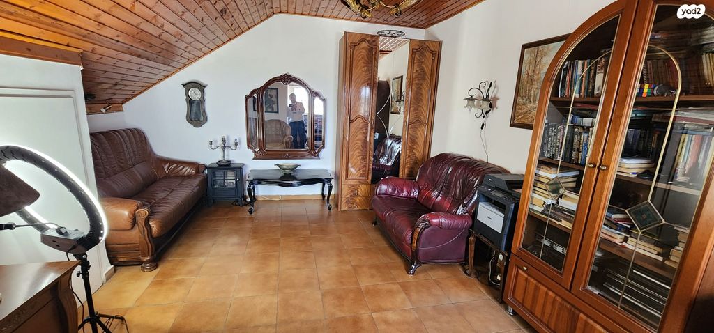 דו משפחתי, יצחק רבין, מעלות תרשיחא