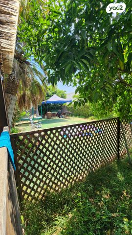 דו משפחתי, לויטס, חדרה