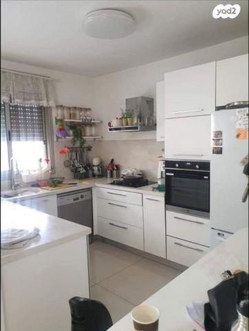 דירת גן, שמחת כהן, חומת שמואל, הר חומה, ירושלים