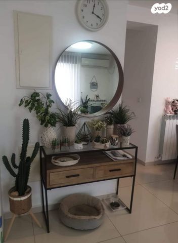 דירת גן, שמחת כהן, חומת שמואל, הר חומה, ירושלים