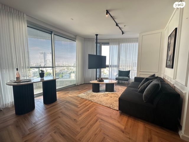 גרציאני יצחק 8