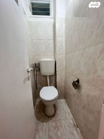 דירה, קרן היסוד 13, שכונה ותיקה - מרכז העיר, מעלות תרשיחא