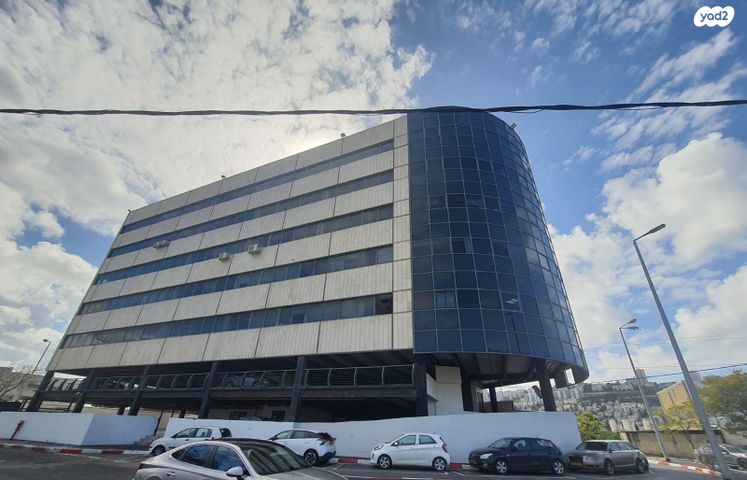 משרדים, אופיר, צומת הקריות, חוף שמן, חיפה