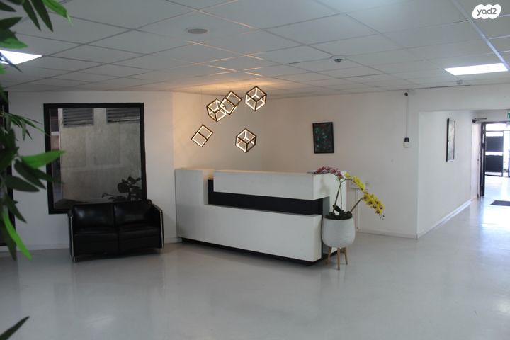 משרדים, אופיר, צומת הקריות, חוף שמן, חיפה