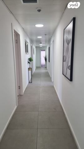 משרדים, אופיר, צומת הקריות, חוף שמן, חיפה