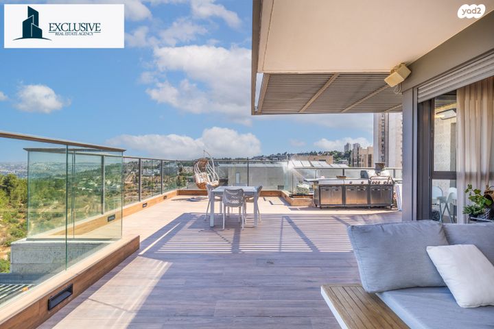 גג/ פנטהאוז