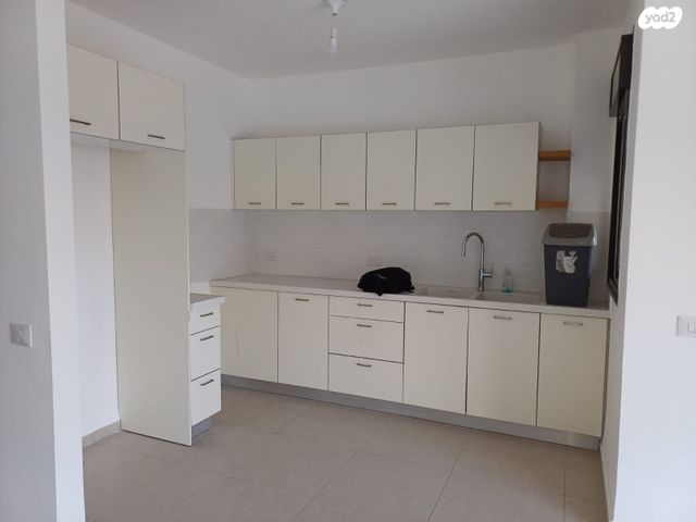 דירה, שוהם, אבני חן, חריש