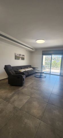 דירת גן להשכרה בירושלים (תיווך) — 4