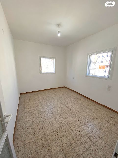 גג/ פנטהאוז, בר יהודה 39, דרום מערב ותיק, בת ים