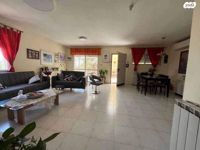 דופלקס, עובד, ירושלים