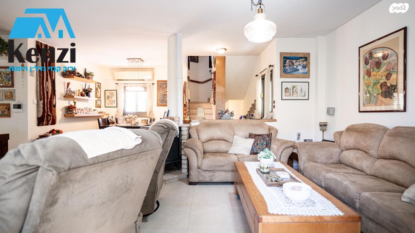 דו משפחתי, הדרור, גבעת הסלעים, ראש העין