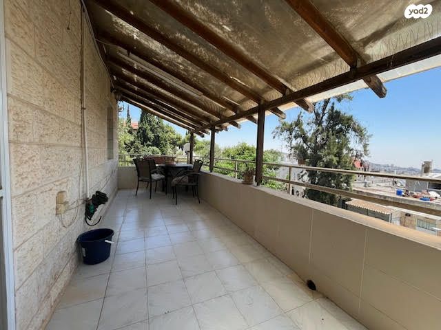 דופלקס, עובד, ירושלים