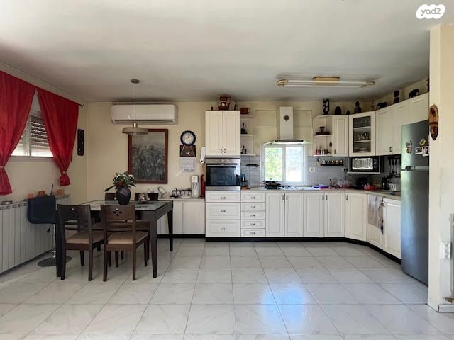 דופלקס, עובד, ירושלים