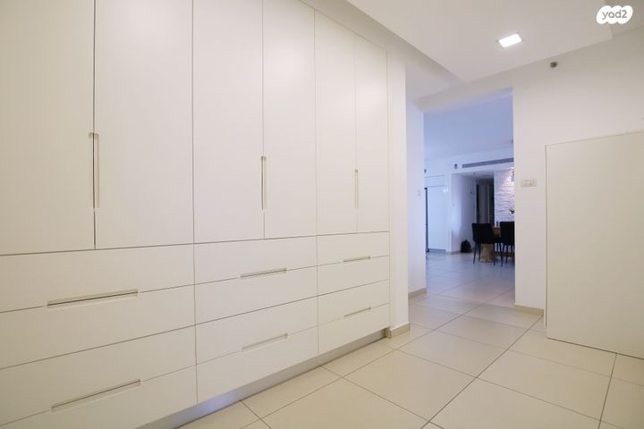 דירה, משכנות האומנים, קרית מוצקין