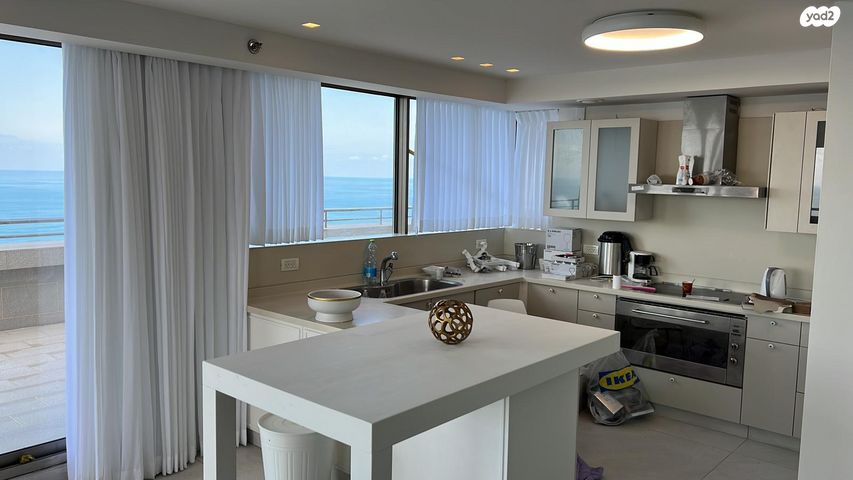 גג/ פנטהאוז, שדרות עובד בן עמי, נוף הטיילת, נתניה