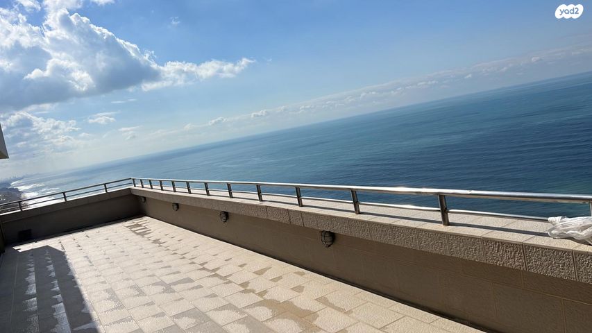 גג/ פנטהאוז, שדרות עובד בן עמי, נוף הטיילת, נתניה