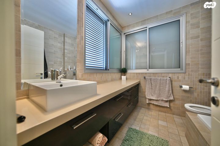 דו משפחתי, החרמון, רמז, מערב ותיק, ראשון לציון