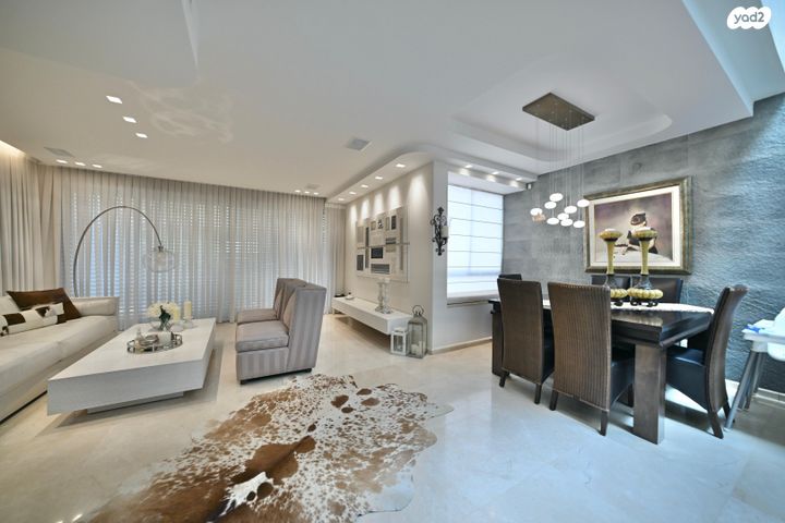 דו משפחתי, החרמון, רמז, מערב ותיק, ראשון לציון