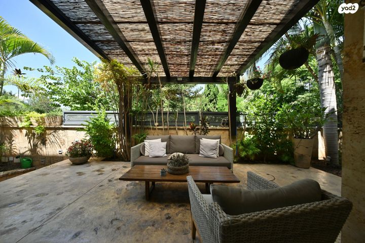 דו משפחתי, החרמון, רמז, מערב ותיק, ראשון לציון