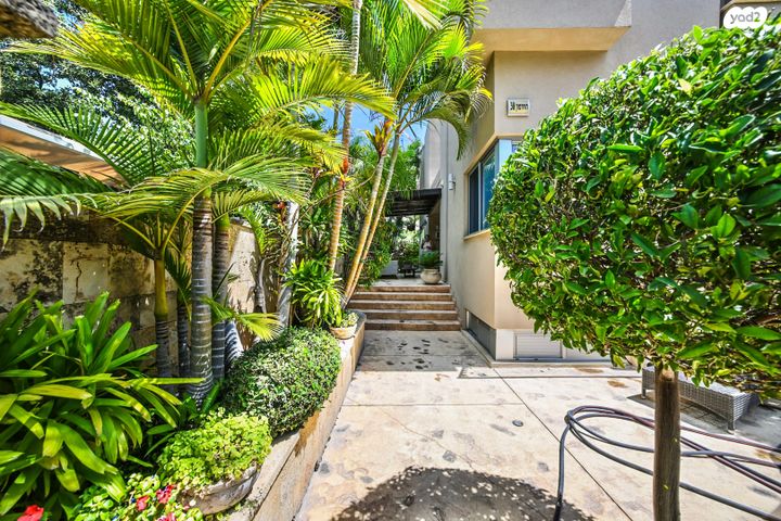 דו משפחתי, החרמון, רמז, מערב ותיק, ראשון לציון