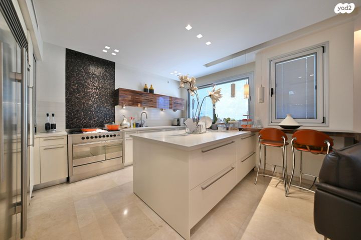 דו משפחתי, החרמון, רמז, מערב ותיק, ראשון לציון