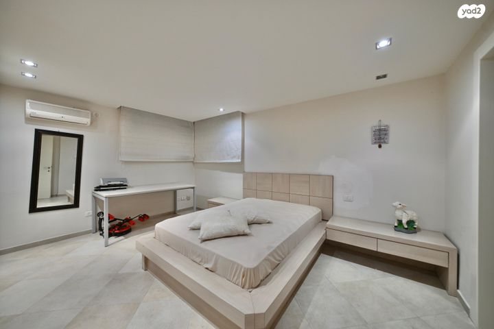 דו משפחתי, החרמון, רמז, מערב ותיק, ראשון לציון