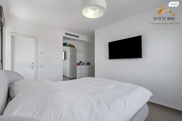 דירת גן, שדרות הרצל, נאות שמיר, יבנה