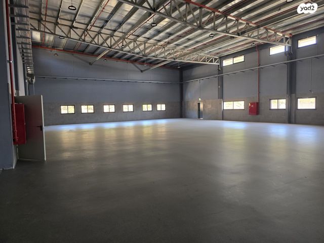 מבני תעשיה, אזור תעשיה כרמיאל מזרחי, כרמיאל