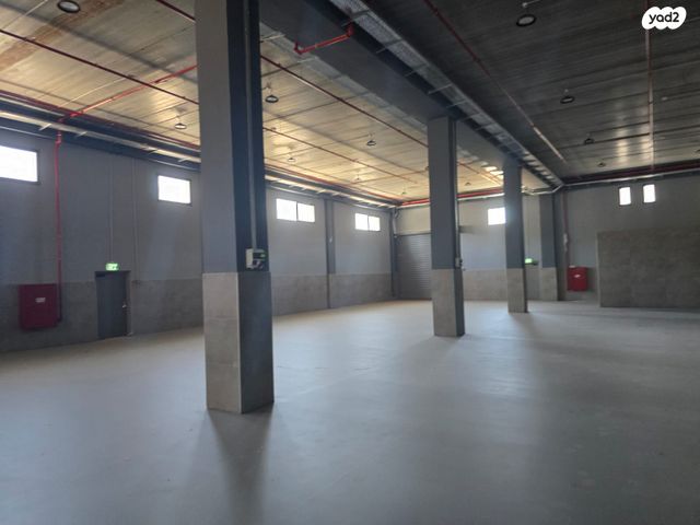 מבני תעשיה, אזור תעשיה כרמיאל מזרחי, כרמיאל