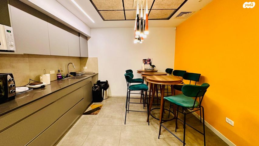 משרדים, שארית ישראל, צפון יפו, המושבה האמריקאית-גרמנית, תל אביב יפו