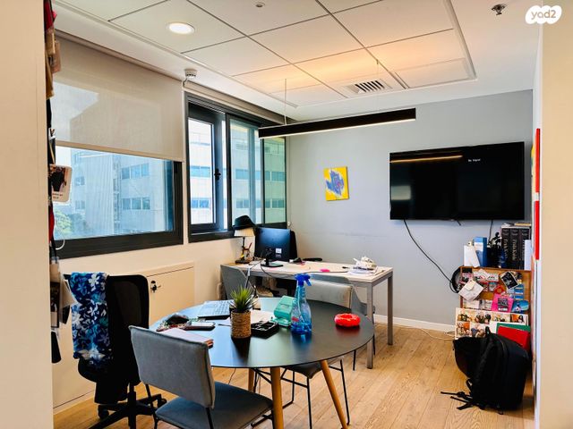 משרדים, שארית ישראל, צפון יפו, המושבה האמריקאית-גרמנית, תל אביב יפו