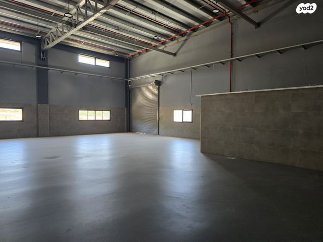 מבני תעשיה, אזור תעשיה כרמיאל מזרחי, כרמיאל