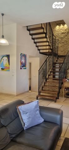 בית פרטי/ קוטג', אורנית