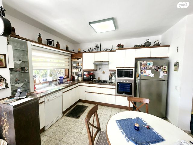 דירת גן, מנדל זינגר 14, סביוני הכרמל, חיפה