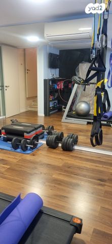 בית פרטי/ קוטג', אורנית