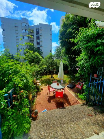 מנדל זינגר 14