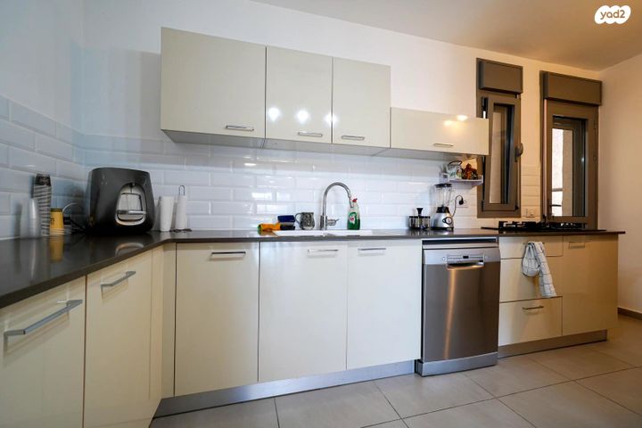 דירה, שוהם, אבני חן, חריש